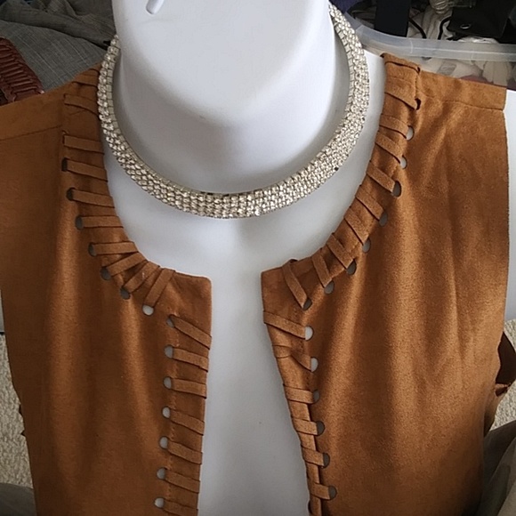 Fake suede halter /swim top  $28 + free scarf ,hat or belt Enjoy 5 - Picture 13 of 13